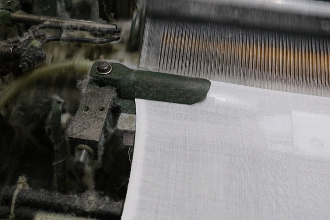 鲁润纺织机械织布